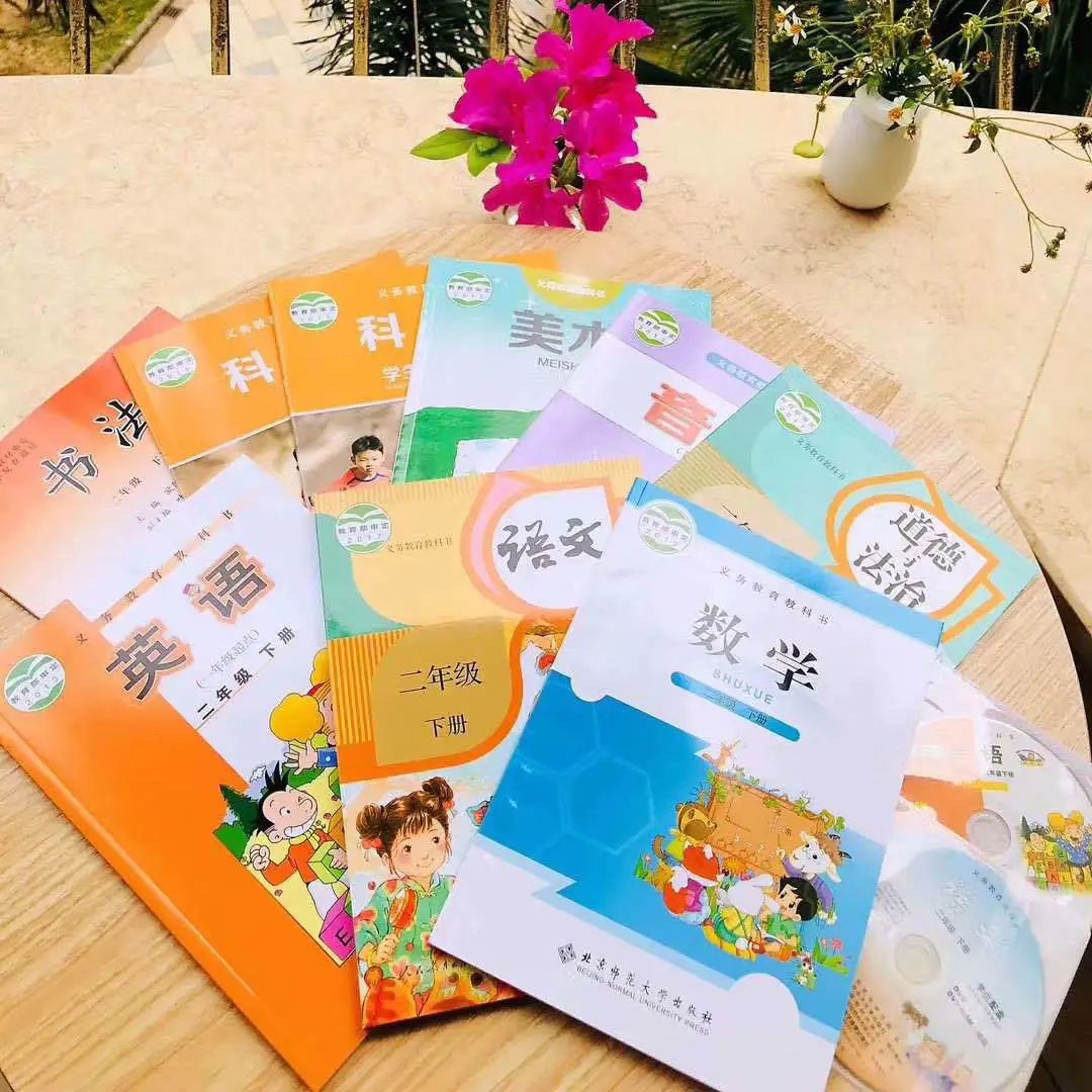 為戰(zhàn)“疫”送書，為知識(shí)守護(hù)--惠州市金裕學(xué)校給家長(zhǎng)志愿者的一封感謝信